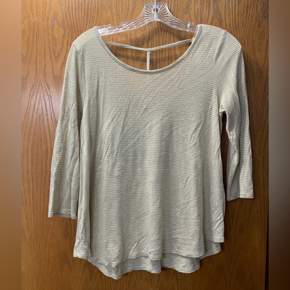 Kaileigh 3/4 sleeve T-back shirt